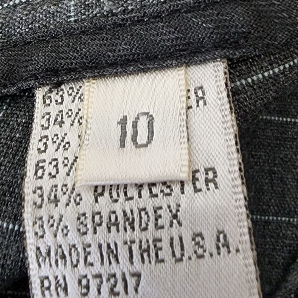 TEHAMA WOMEN'S BERMUDA SHORTS SIZE 10 GRAY - Picture 4 of 5